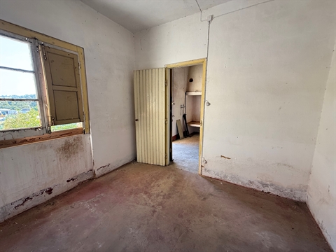 Moradia para Restaurar T2