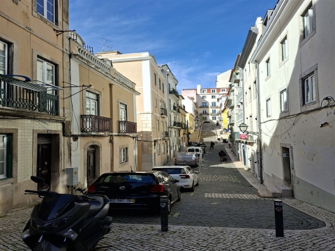 Loja 80m2 no Bairro da Bica