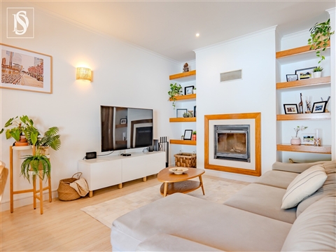 Apartamento T4 - Condomínio Lírio do Campo - Riachos, Torres Novas